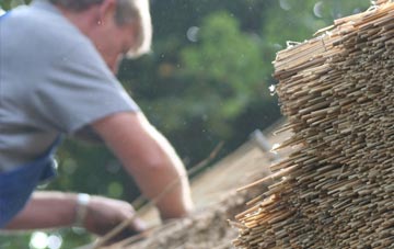 professional Fort George thatchers